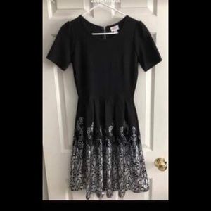 Lularoe elegant Amelia